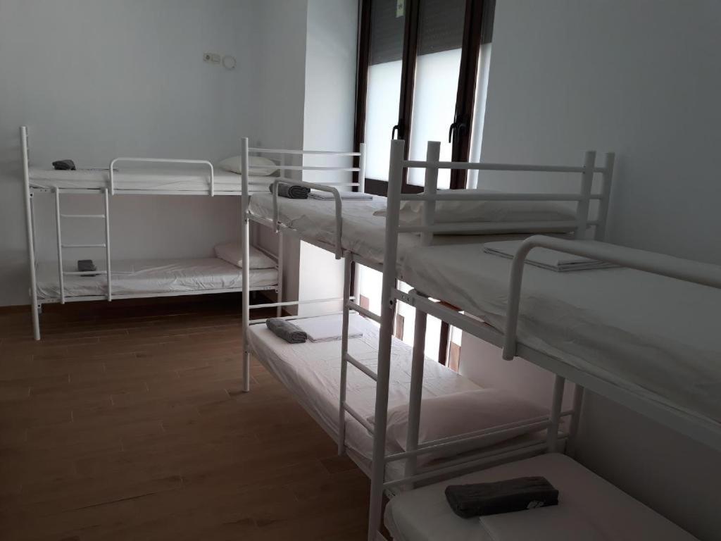 Hub Hostel Севиля Екстериор снимка