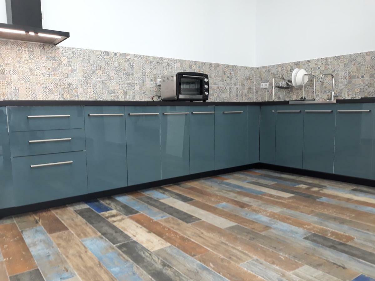 Hub Hostel Севиля Екстериор снимка