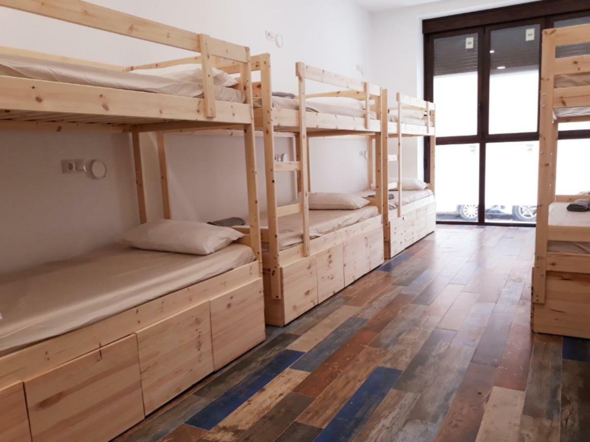 Hub Hostel Севиля Екстериор снимка