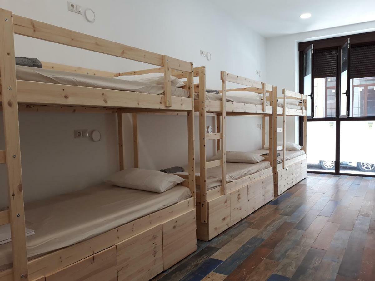 Hub Hostel Севиля Екстериор снимка